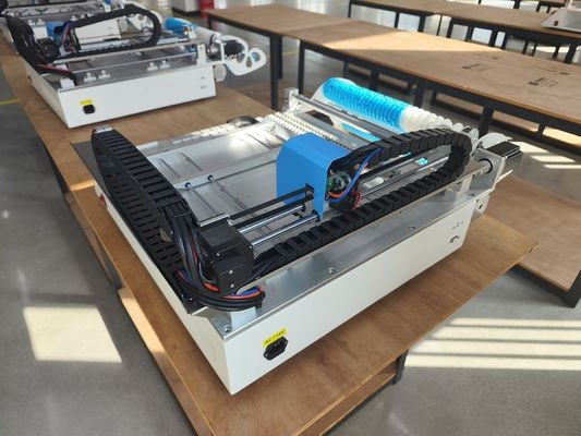 CHMT36VA SMT ピック・アンド・プレイス・マシン 2 頭 29 フィッダー PC制御