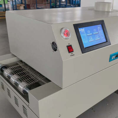 T961 730*230mm 6テンプゾーンのコンベヤー付きデスクトップリフローオーブン 3.5KW溶接機